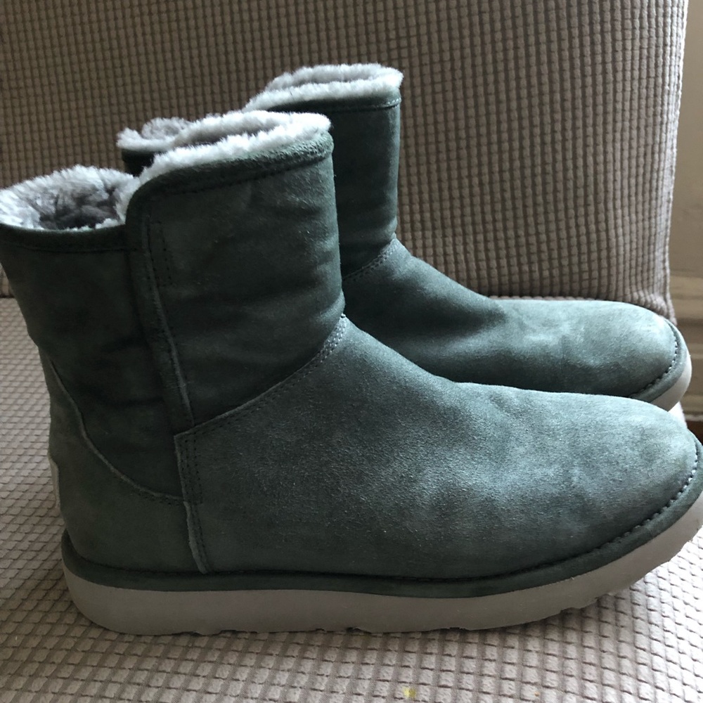 Uggs Abree mini boots